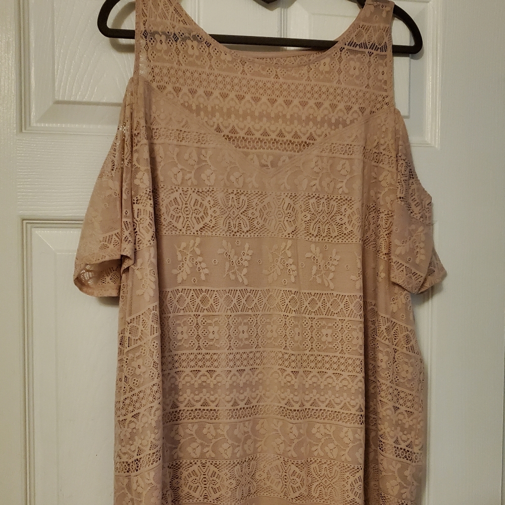 Torrid Peach cold shoulder blouse